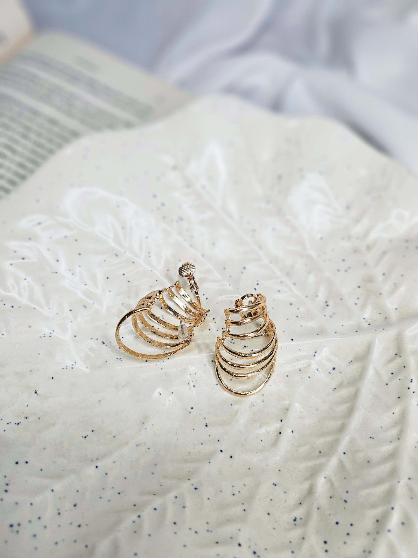 Multi Rings Ear Cuff