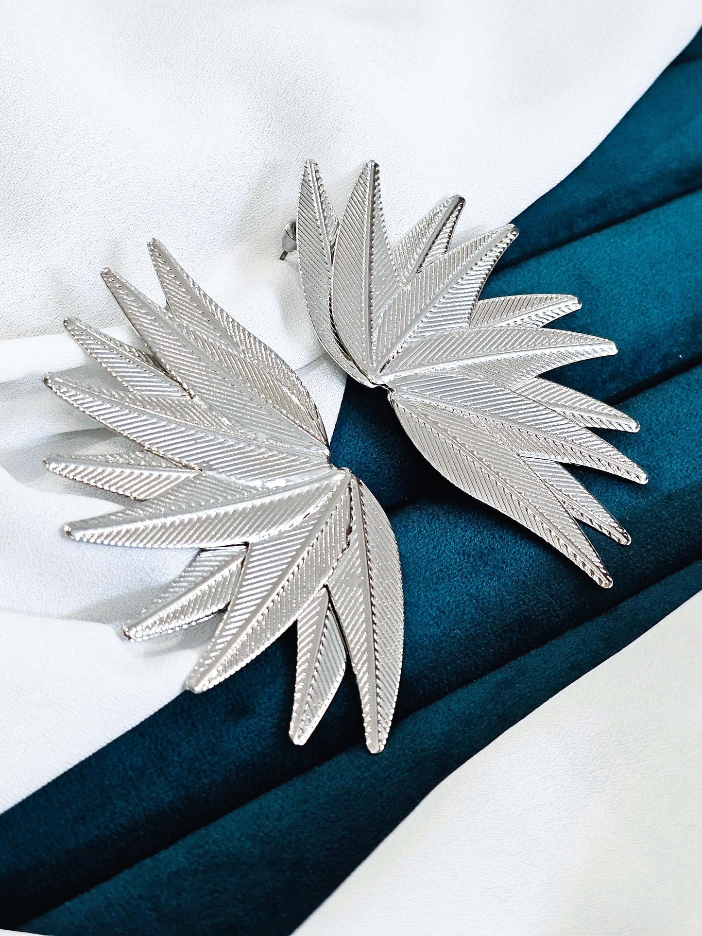 Wings of Aurora Dangler