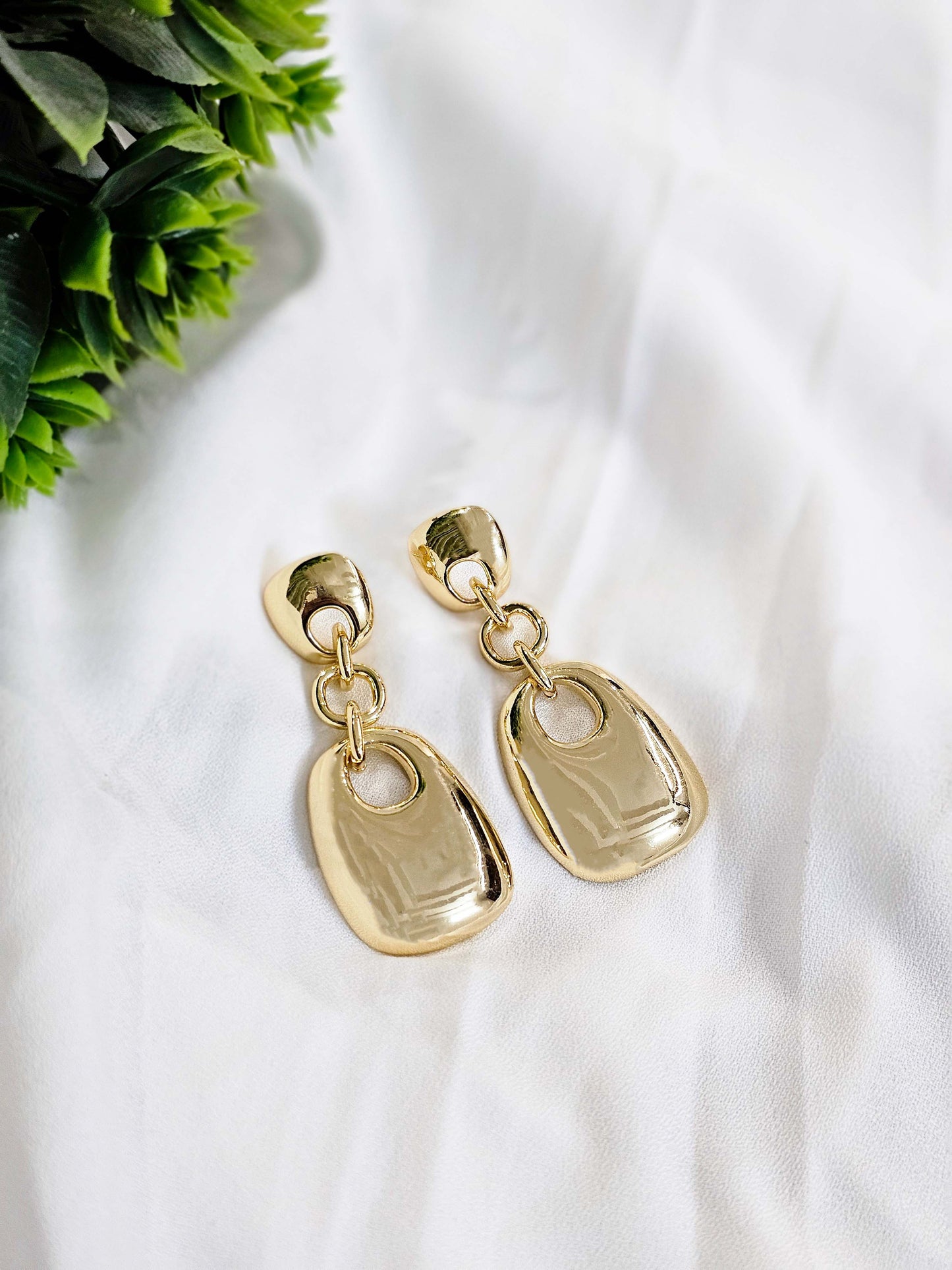 Spatial Chic Danglers