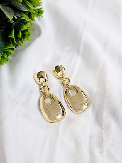 Spatial Chic Danglers