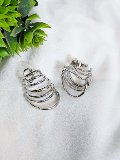Multi Rings Ear Cuff