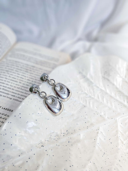 Spatial Chic Danglers