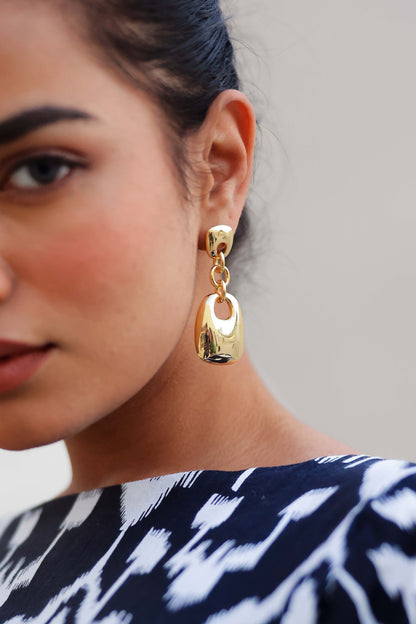 Spatial Chic Danglers