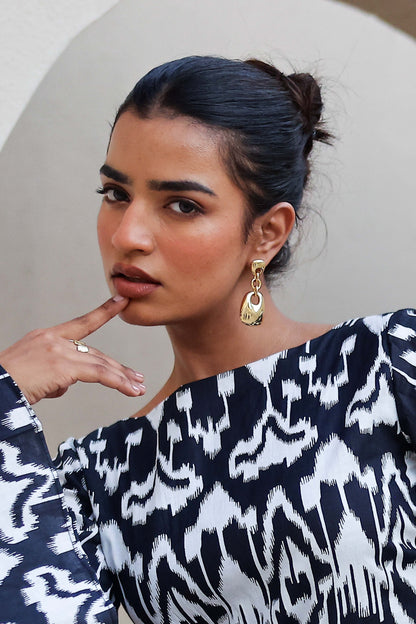 Spatial Chic Danglers